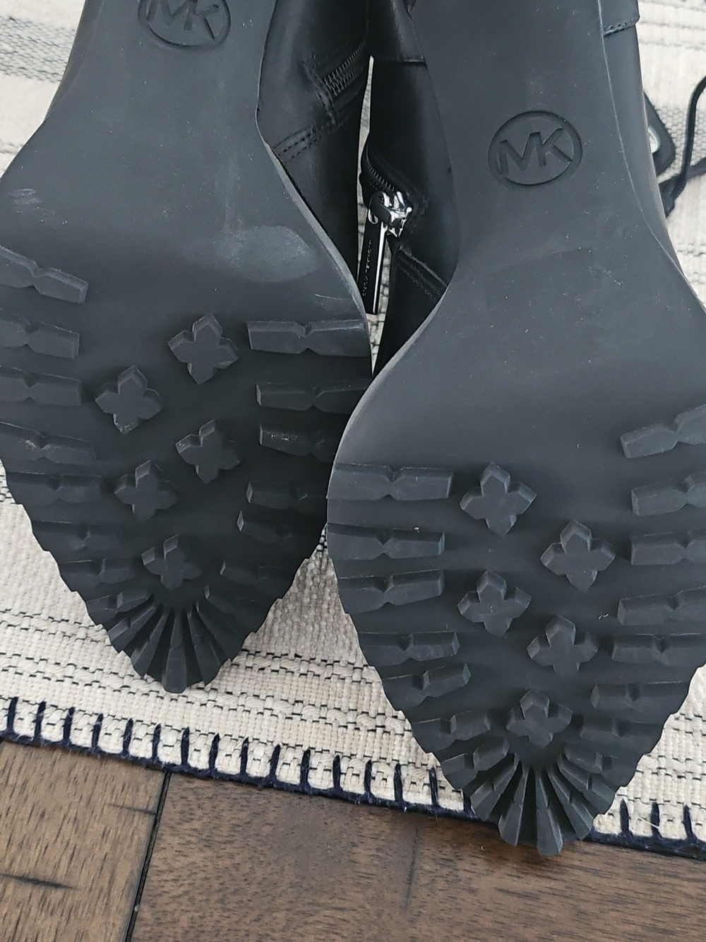 Michael Kors Black Lace-Up Leather Ankle Boots - Picture 6 of 7